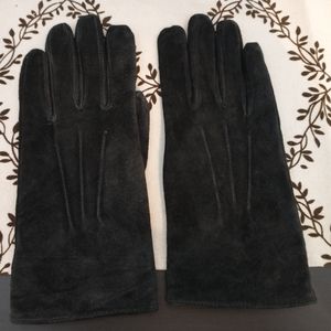 Isotoner Black Suede Gloves